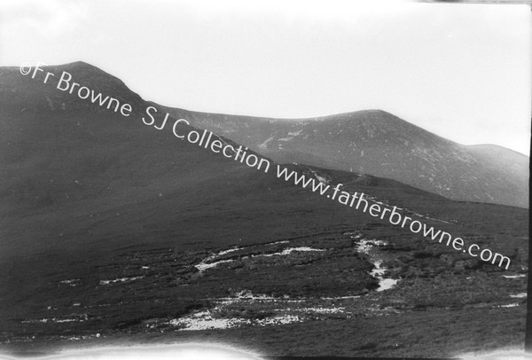 ON THE WAY TO KNOCKMEALDOWN 2609FT EASTER SUNDAY : LAST VALLEY - COUNTY BOUNDARY